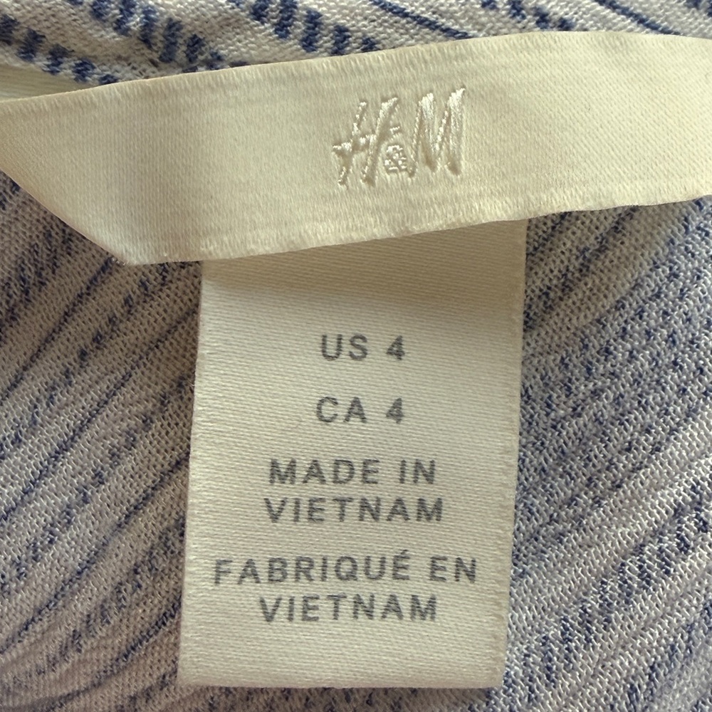 H&M Blue & White Striped Tie-Front Button Tank Top - Picture 6 of 6